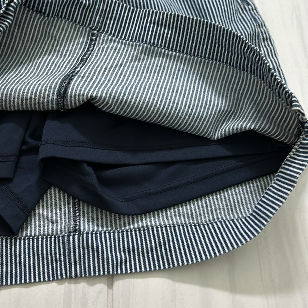 Christopher & Banks Striped Denim Skort size 8 - Picture 5 of 6